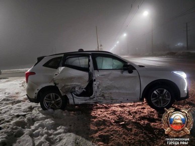 В ДТП пострадал пассажир. Вечером 15 февраля на Затонском шоссе в Уфе столкнулись «Хавал Джулион» и «Киа Рио»