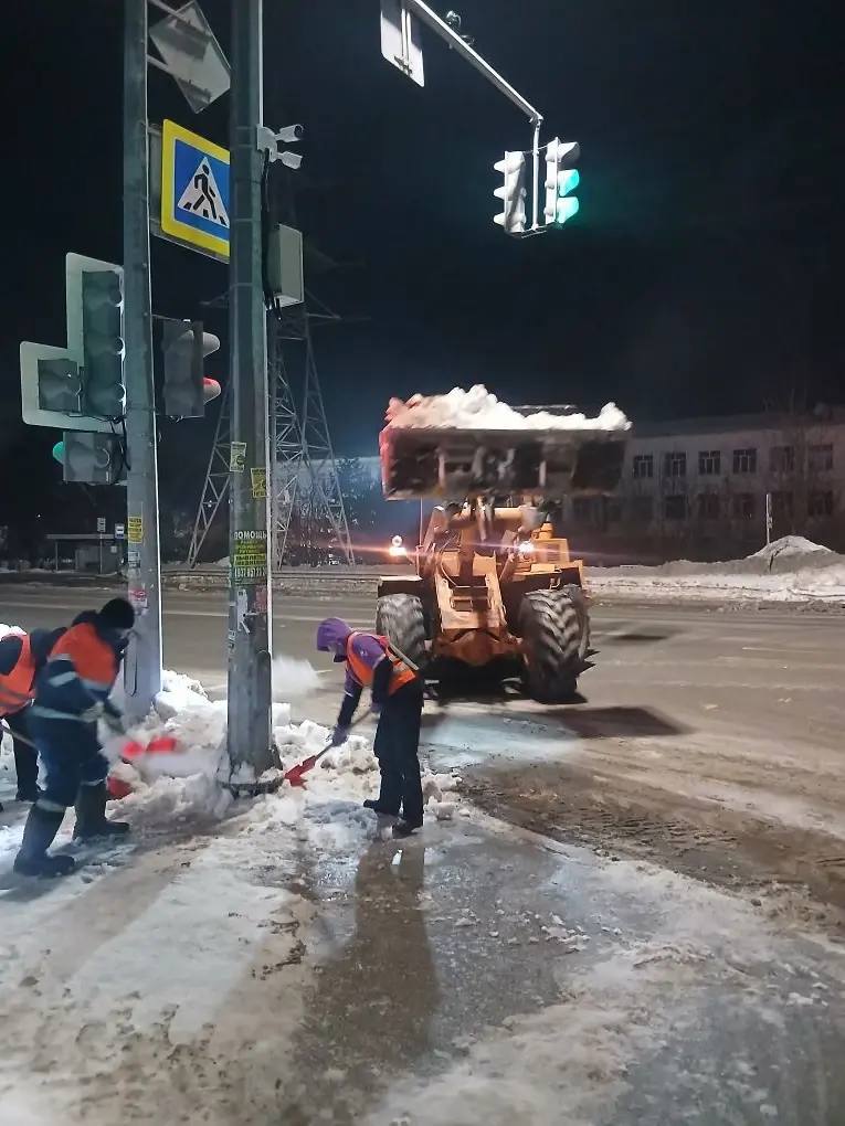 Коммунальные службы не дают погоде застать нас врасплох Коммунальные службы не дают погоде застать нас врасплох