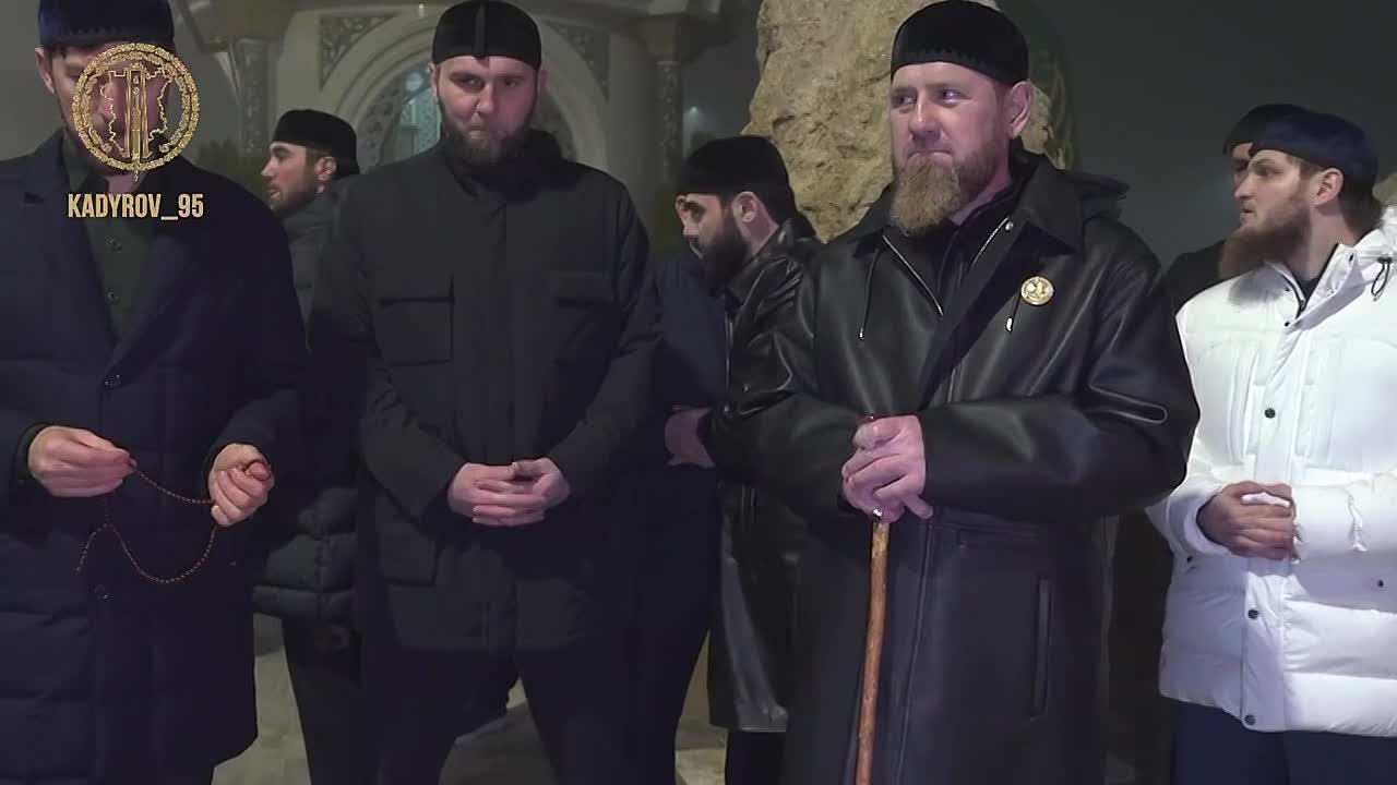 Адам Делимханов: В этот благословенный праздничный день Ид аль-Фитр вместе с ДОРОГИМ БРАТОМ, Главой Чеченской Республики, Героем России РАМЗАНОМ АХМАТОВИЧЕМ КАДЫРОВЫМ и уважаемыми БРАТЬЯМИ мы совершили утренний намаз в...