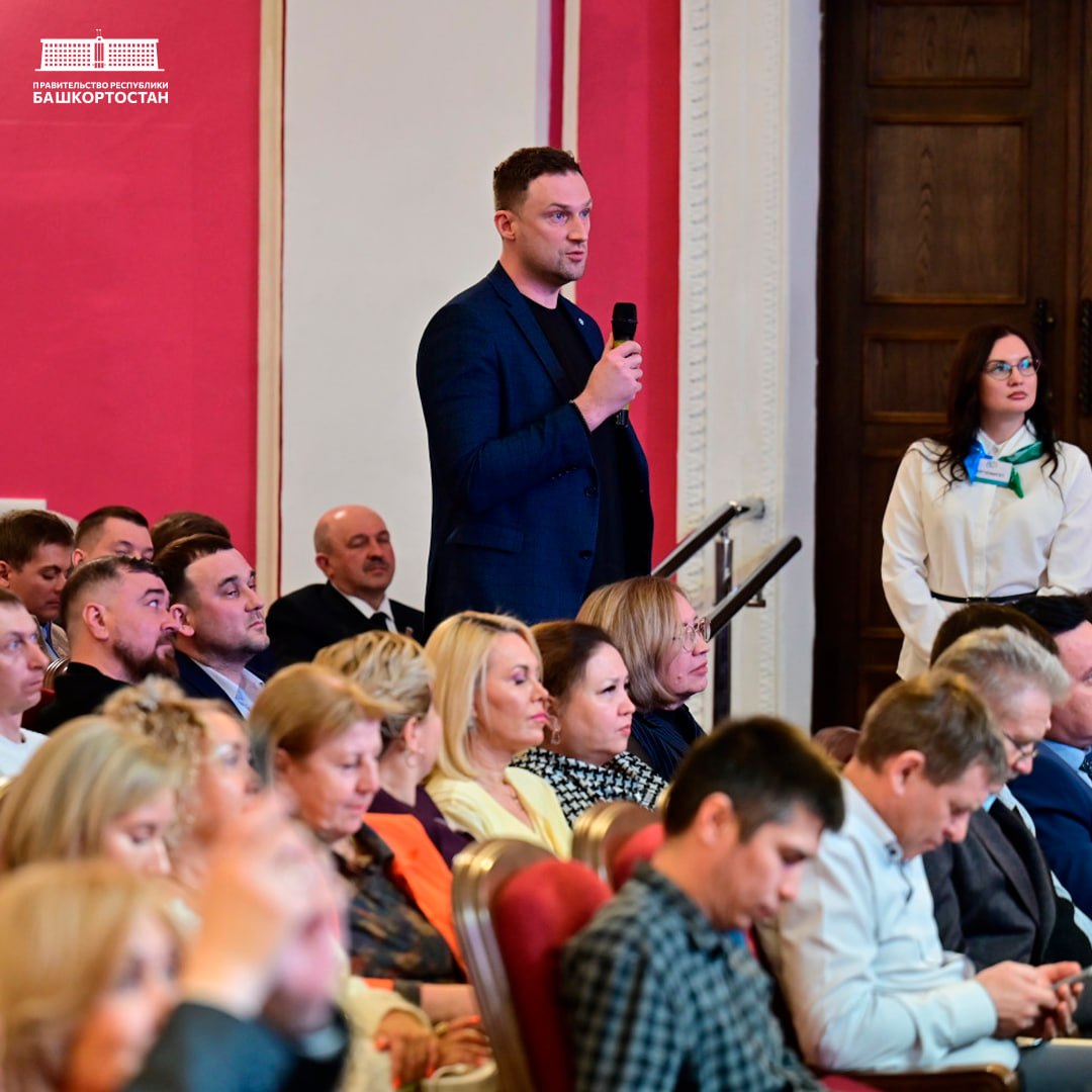 Андрей Назаров обсудил с предпринимателями Октябрьского точки роста бизнеса, меры поддержки и системные вопросы развития Андрей Назаров обсудил с предпринимателями Октябрьского точки роста бизнеса, меры поддержки и системные вопросы развития