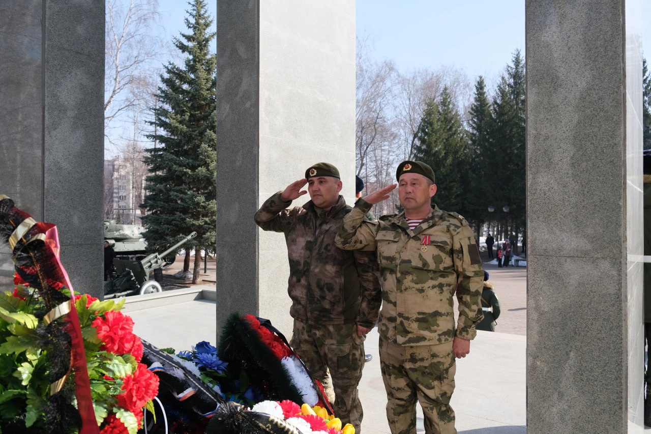 В Стерлитамаке отметили День войск национальной гвардии Российской Федерации В Стерлитамаке отметили День войск национальной гвардии Российской Федерации