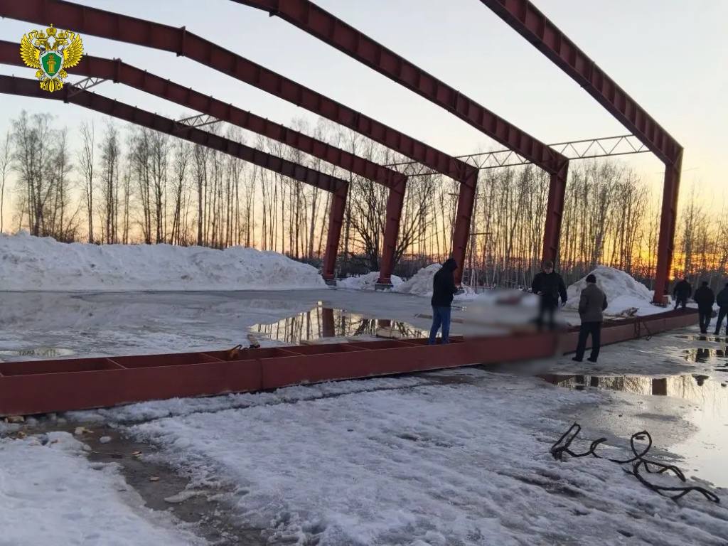 Прокуратура организовала проверку по факту падения рабочих на стройплощадке в Дюртюлинском районе Прокуратура организовала проверку по факту падения рабочих на стройплощадке в Дюртюлинском районе