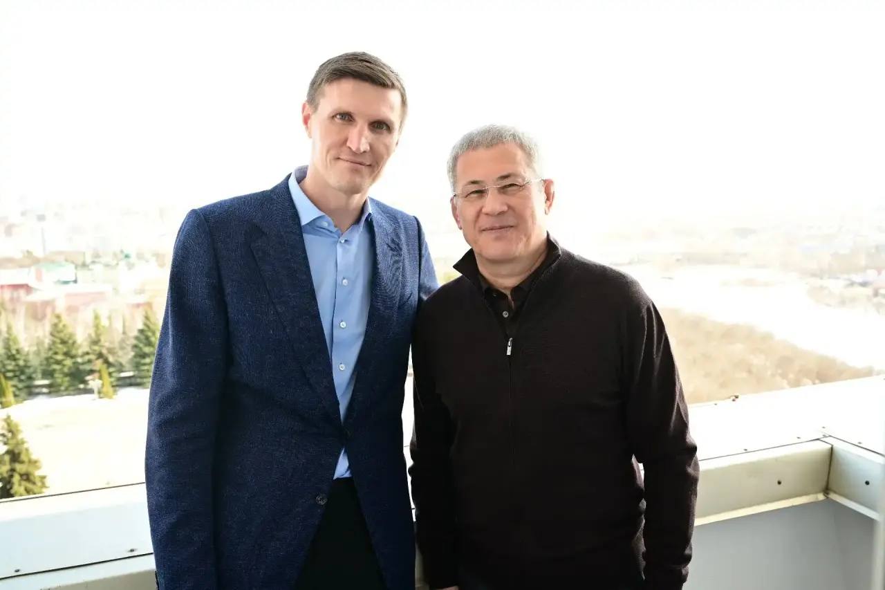 Радий Хабиров: А раньше всегда думал, что ведь это я высокий)