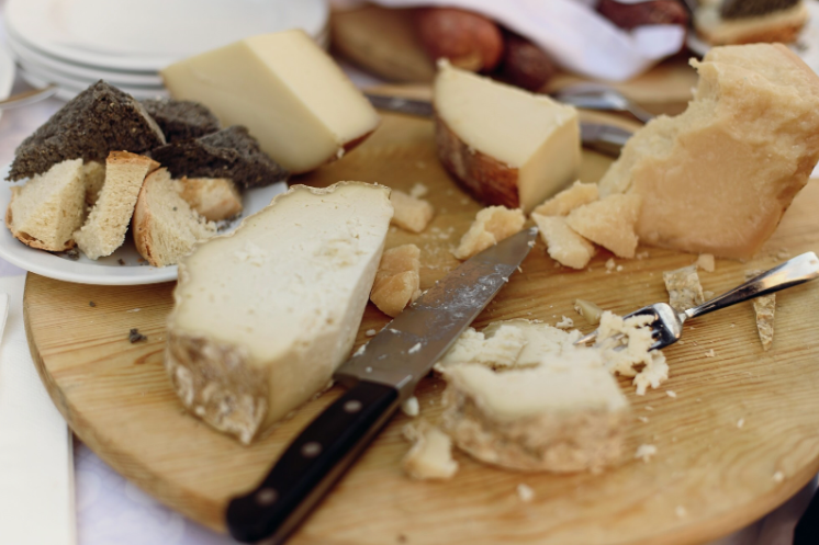 Как добиться идеальной консистенции сыра: советы по предотвращению сухости