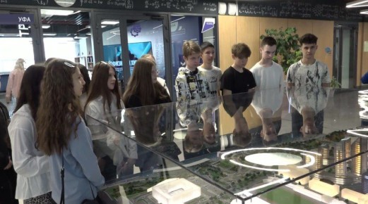 В кампусе Уфы прошли первые экскурсии проекта «Научный туризм PRO науку»