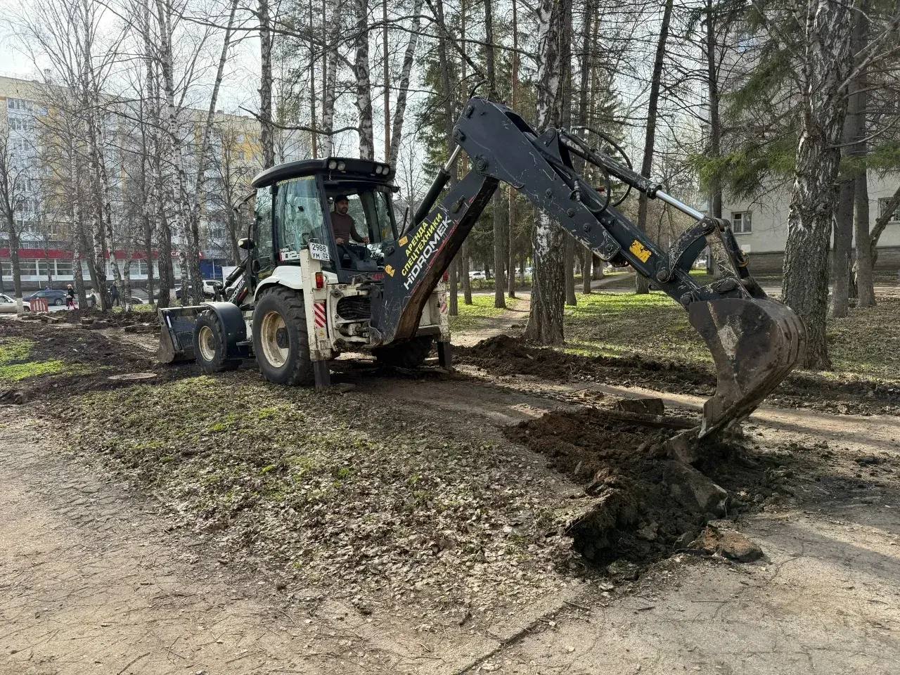 В Уфе стартовал ремонт в сквере им. Рихарда Зорге (ул. 50 лет СССР, рядом с домом № 9)