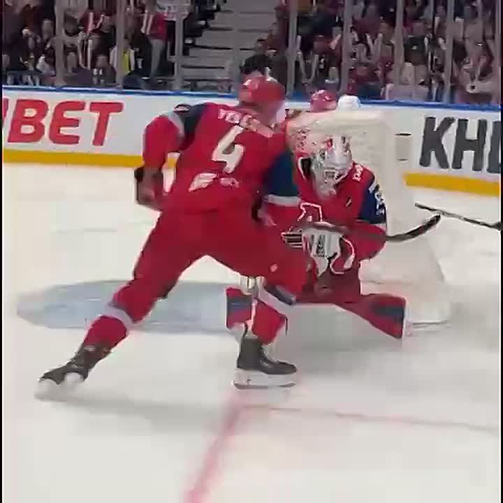 "������� �����" ����� ���� "����������" �� ������ 0:2