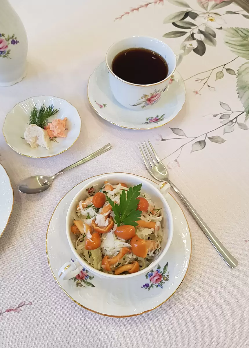 Салат «Лисенок»: Новый взгляд на освежающий вкус