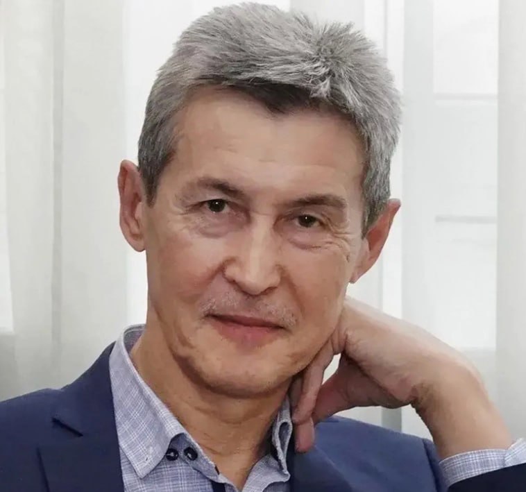 Брат главы Башкирии Ришат Хабиров погиб в результате аварии, ему было 68 лет, сообщил ТАСС депутат Госсобрания республики Рустем Ахмадинуров