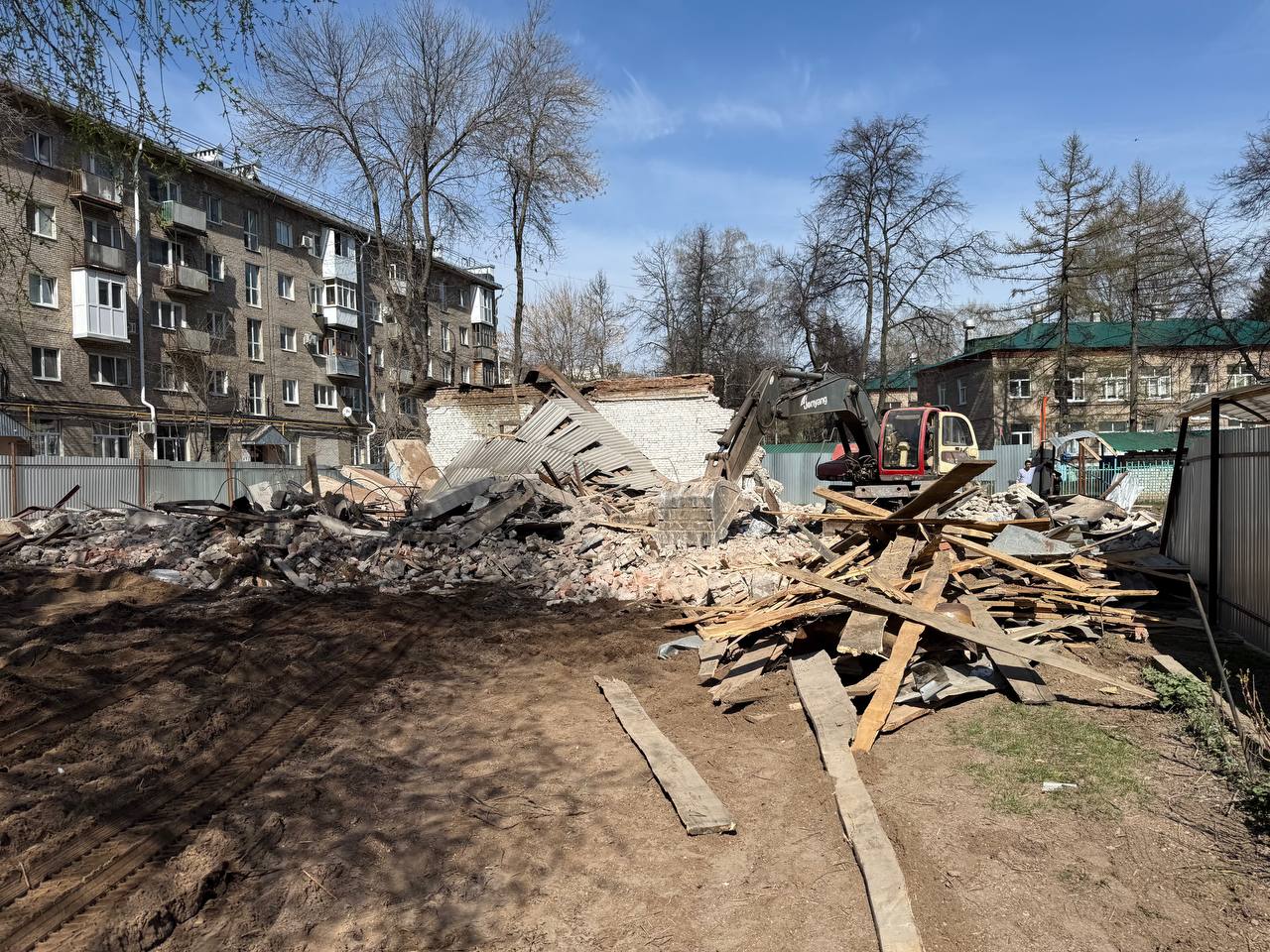В Уфе во время работ обрушилось здание В Уфе во время работ обрушилось здание