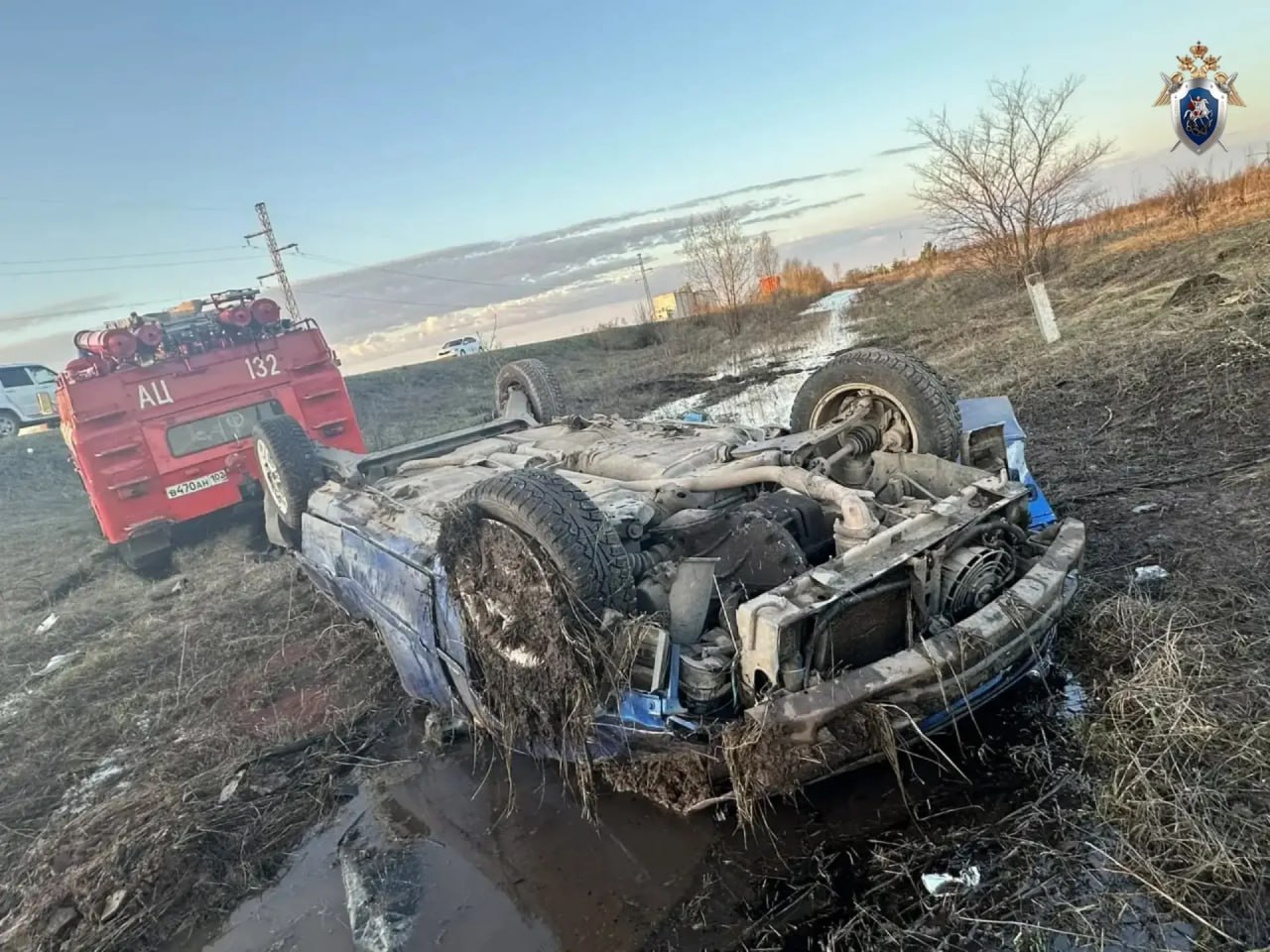 Четыре человека погибли при аварии в легковушке — за рулем был подросток Четыре человека погибли при аварии в легковушке — за рулем был подросток