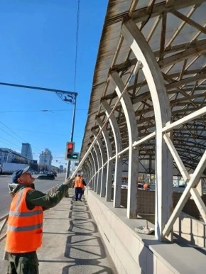 #любимаяУфа. Пока вы просыпаетесь и собираетесь на работу, коммунальные службы уже вовсю трудятся, чтобы наш город сиял чистотой Каждый день они: