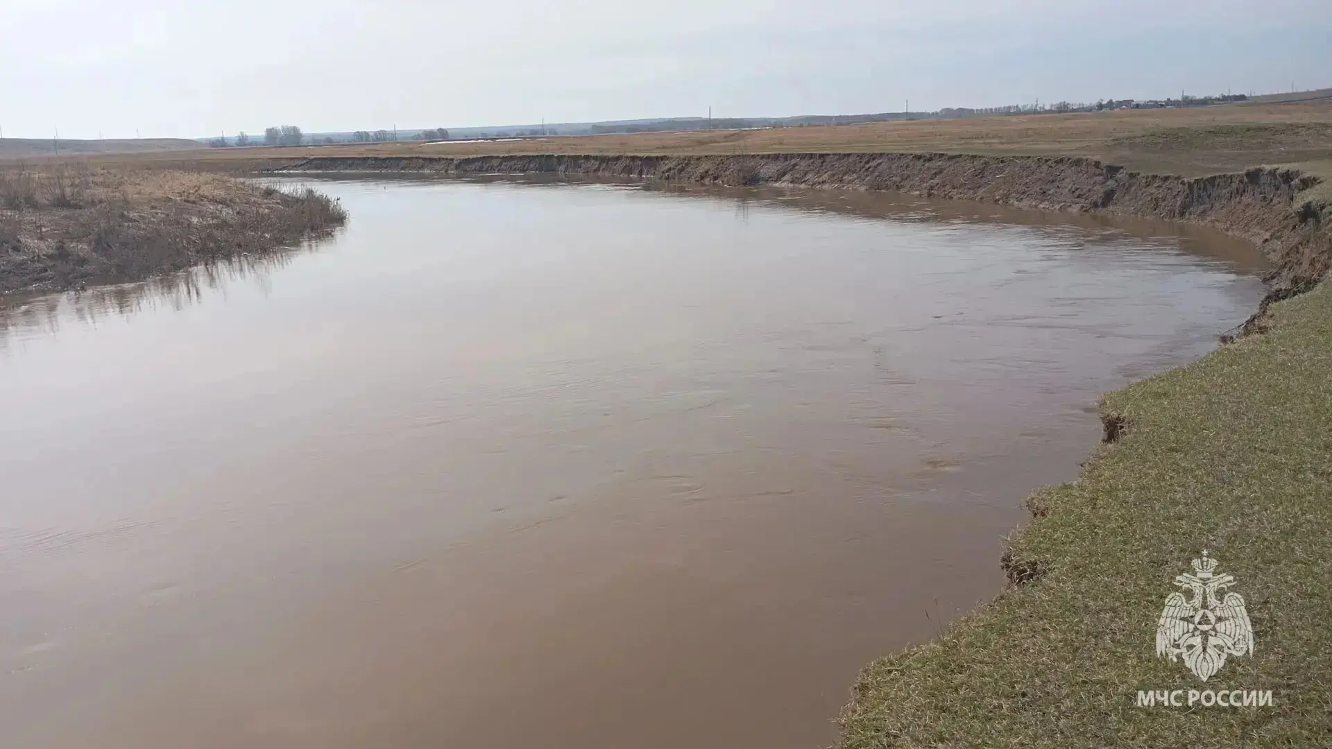 Оперативная обстановка по весеннему половодью и ландшафтным пожарам