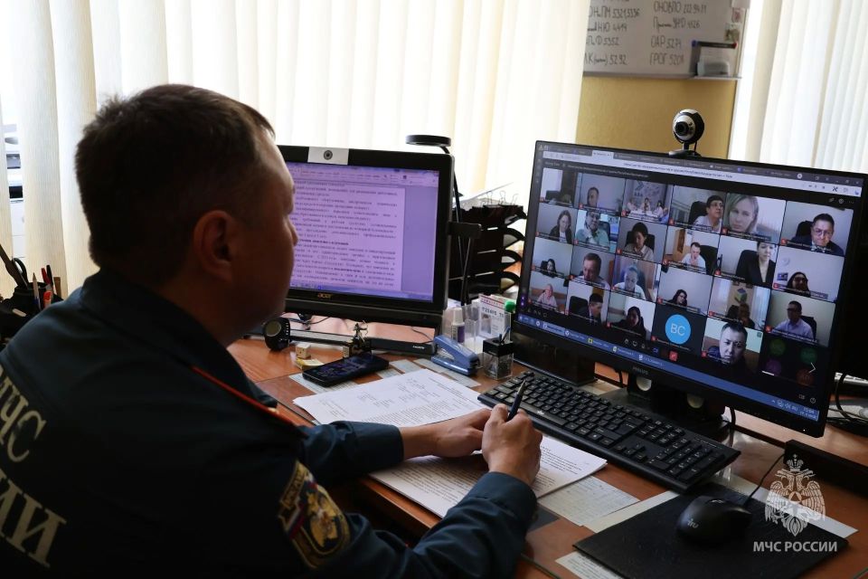 В целях повышения уровня информированности предпринимательского сообщества о деятельности Главного управления МЧС России по Республике Башкортостан совместно с Министерством предпринимательства и туризма Республики... В целях повышения уровня информированности предпринимательского сообщества о деятельности Главного управления МЧС России по Республике Башкортостан совместно с Министерством предпринимательства и туризма Республики...