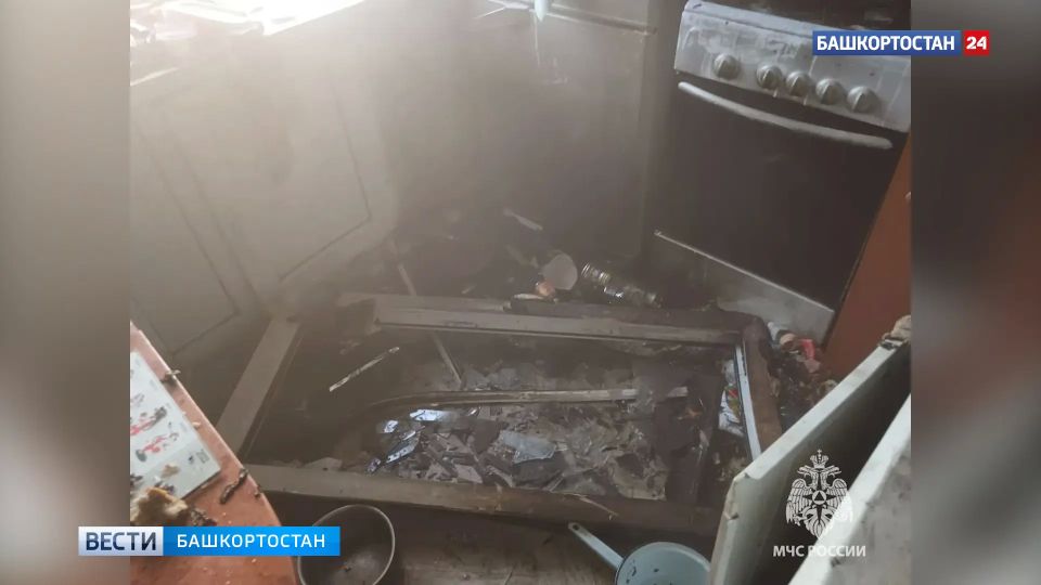 Подростка госпитализировали после пожара в квартире в башкирском городе Ишимбай