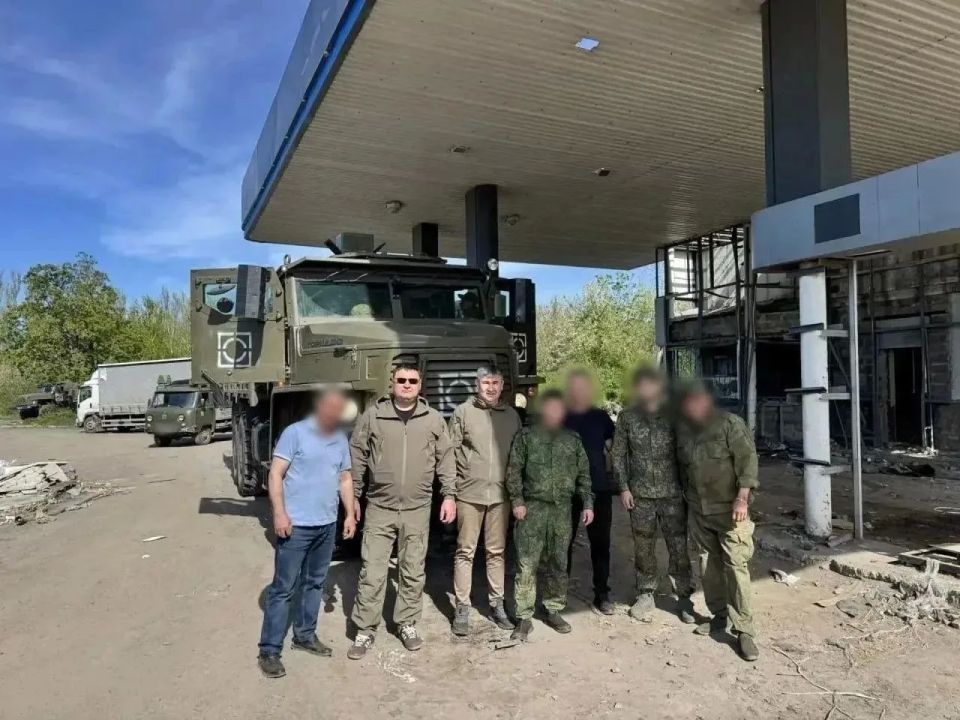 Начальник Управления МВД России по г. Уфе Ильгиз Байсурин встретился с бойцами в зоне проведения СВО Начальник Управления МВД России по г. Уфе Ильгиз Байсурин встретился с бойцами в зоне проведения СВО