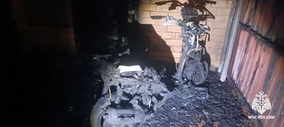 Пожар в многоквартирном доме в Стерлитамаке: в одной из поврежденных огнем квартир проживала многодетная семья Пожар в многоквартирном доме в Стерлитамаке: в одной из поврежденных огнем квартир проживала многодетная семья