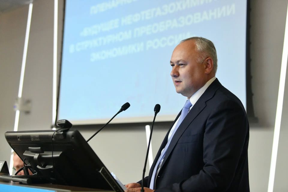 Центральным событием Российского нефтегазохимического форума и 34-ой международной выставки «Газ Центральным событием Российского нефтегазохимического форума и 34-ой международной выставки «Газ