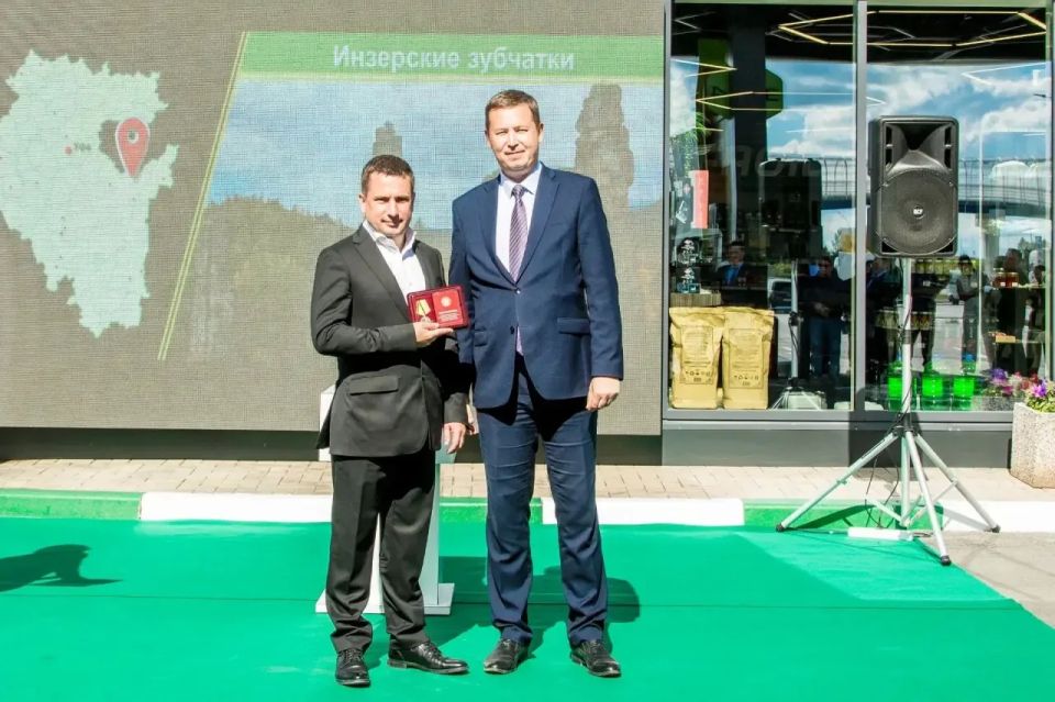 На трассе М-5 состоялось открытие заправочного комплекса с экотопливом, построенного при поддержке Республики Башкортостан На трассе М-5 состоялось открытие заправочного комплекса с экотопливом, построенного при поддержке Республики Башкортостан