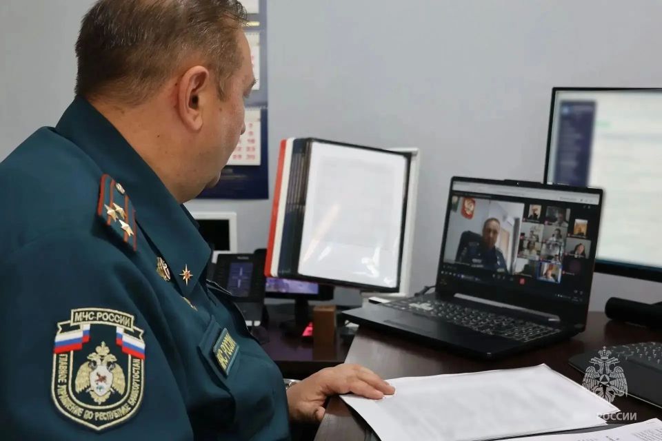 Начальник Главного управления МЧС России по Республике Башкортостан Владимир Горин принял участие в совещании в режиме видеоконференцсвязи Начальник Главного управления МЧС России по Республике Башкортостан Владимир Горин принял участие в совещании в режиме видеоконференцсвязи