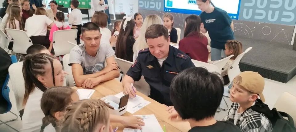 Госавтоинспеция Башкортостана приняла участие в подведении итогов конкурса «Безопасность глазами детей» Госавтоинспеция Башкортостана приняла участие в подведении итогов конкурса «Безопасность глазами детей»