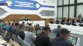 Ямочный ремонт и итоги ПМЭФ: основные темы оперативки с Радием Хабировым