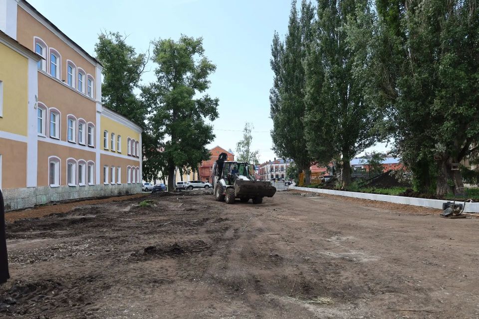 Глава администрации города Эмиль Шаймарданов посетил объекты благоустройства Глава администрации города Эмиль Шаймарданов посетил объекты благоустройства