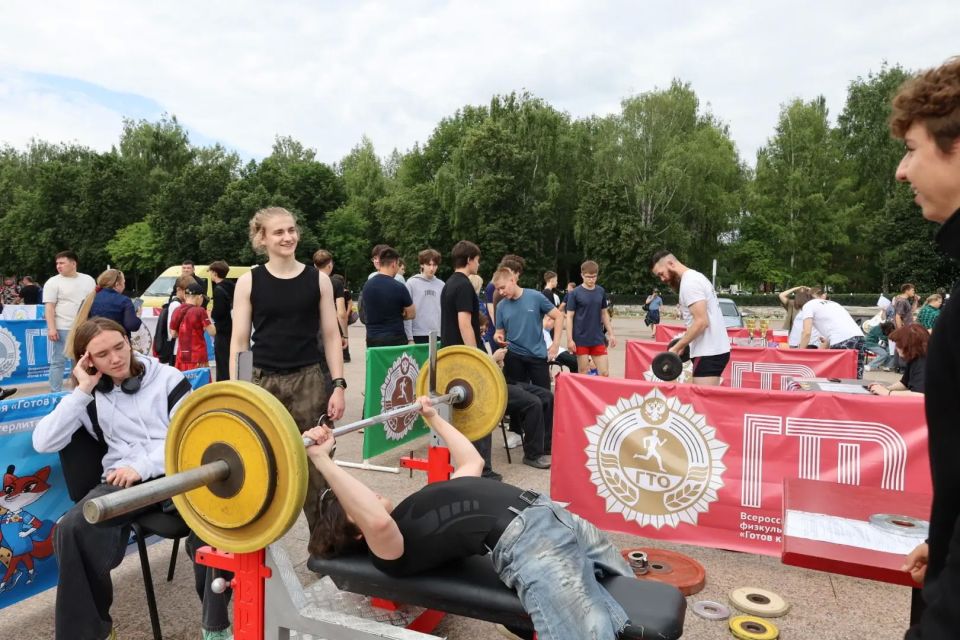 Спортивная площадка на «Халяль-Фесте»! Спортивная площадка на «Халяль-Фесте»!