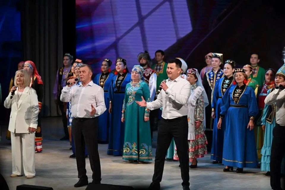 Радий Хабиров: В преддверии Дня медицинского работника чествуем врачей, фельдшеров, медсестер, преподавателей БГМУ и медколледжей – всех тех, кто стоит на страже здоровья жителей республики Радий Хабиров: В преддверии Дня медицинского работника чествуем врачей, фельдшеров, медсестер, преподавателей БГМУ и медколледжей – всех тех, кто стоит на страже здоровья жителей республики