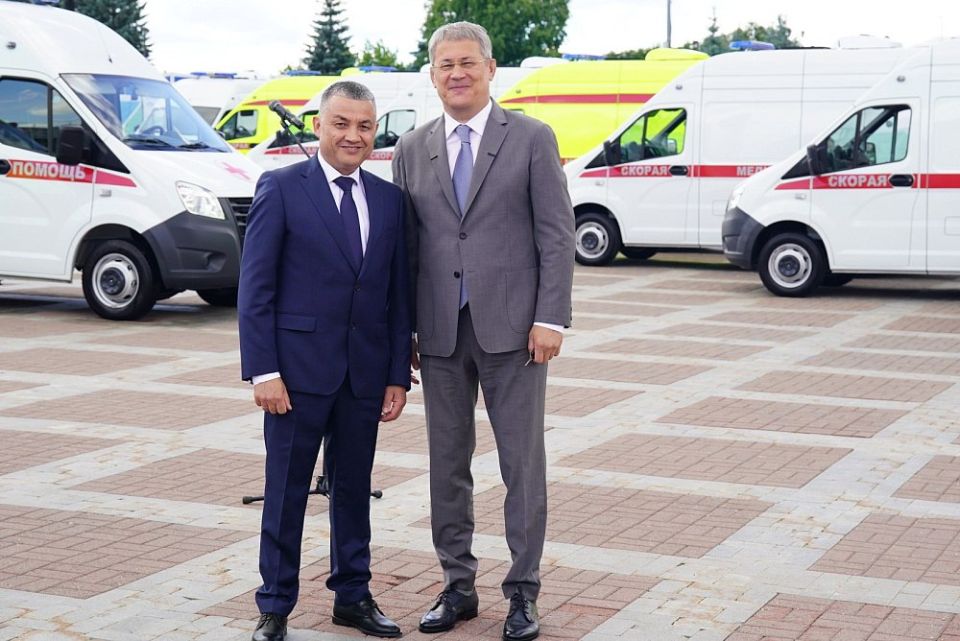 Медицинские учреждения Башкортостана получили 21 новый автомобиль скорой помощи Медицинские учреждения Башкортостана получили 21 новый автомобиль скорой помощи