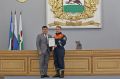 Герой дня. На совещании в администрации Уфы был награждён спасатель Роман Б., который помог сразу двум утопающим