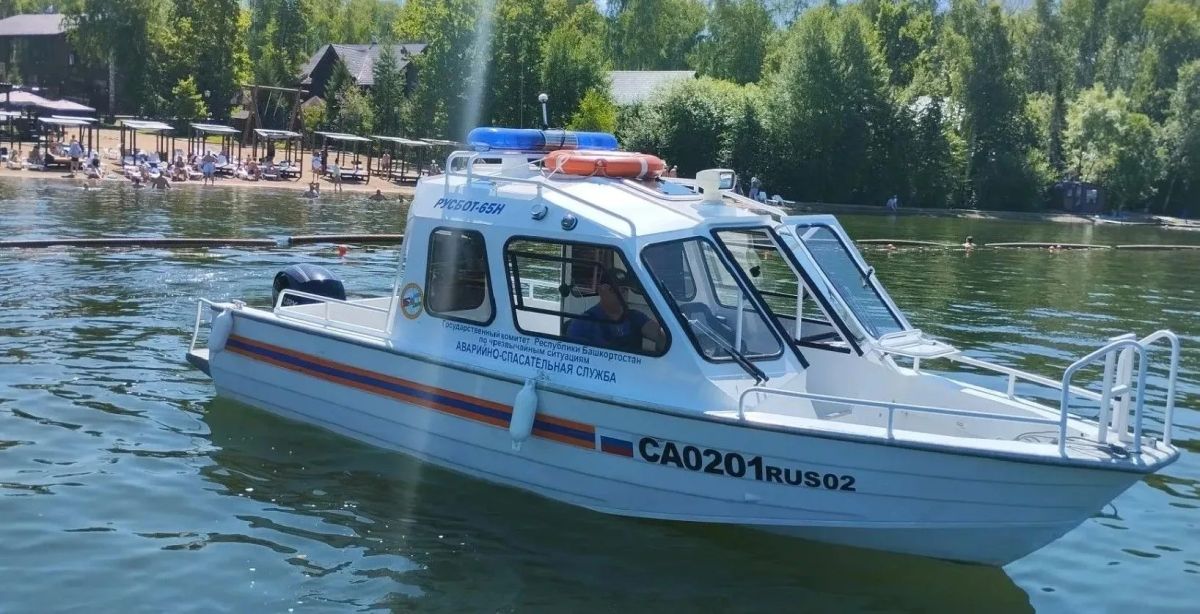 В связи с установлением жаркой погоды и увеличением числа отдыхающих у воды, в выходные по всей республике на водных объектах проводятся профилактические рейды в местах массового отдыха людей В связи с установлением жаркой погоды и увеличением числа отдыхающих у воды, в выходные по всей республике на водных объектах проводятся профилактические рейды в местах массового отдыха людей