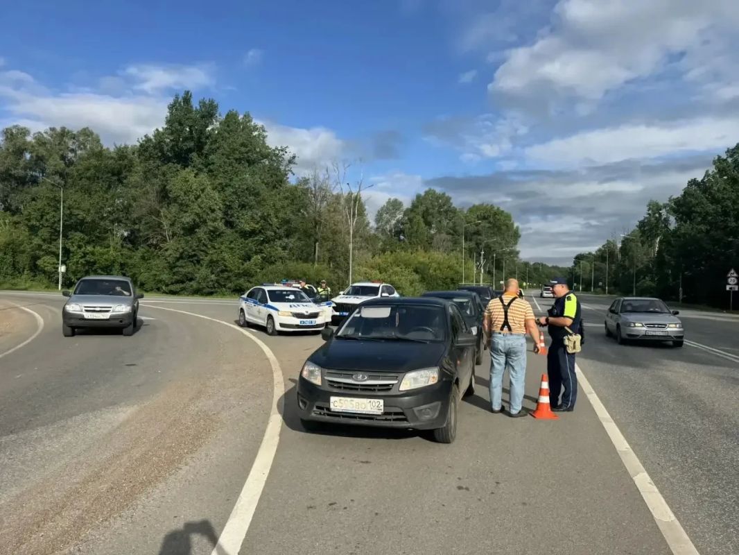 Сотрудники ГАИ вышли в сплошные рейды Сотрудники ГАИ вышли в сплошные рейды