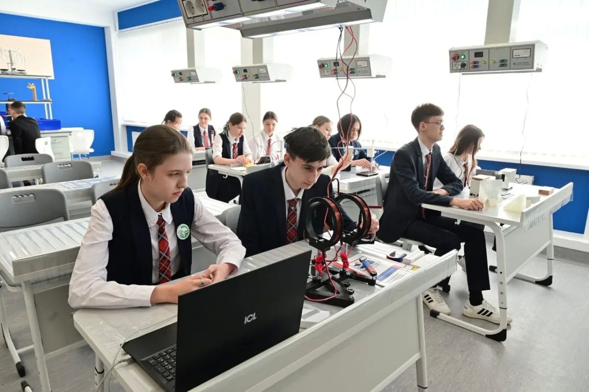 К новому учебному году школы Уфы получат новое оборудование