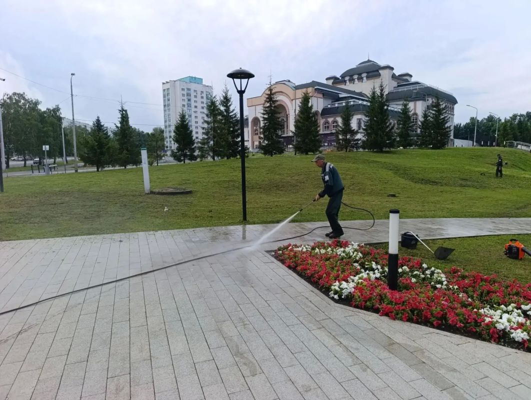 Зелёный город начинается с заботы! Зелёный город начинается с заботы!