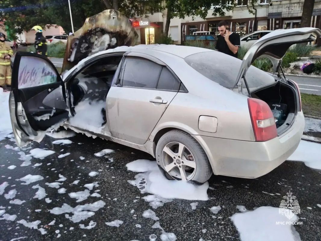 Огонь на колесах: два автопожара за одни сутки! Огонь на колесах: два автопожара за одни сутки!