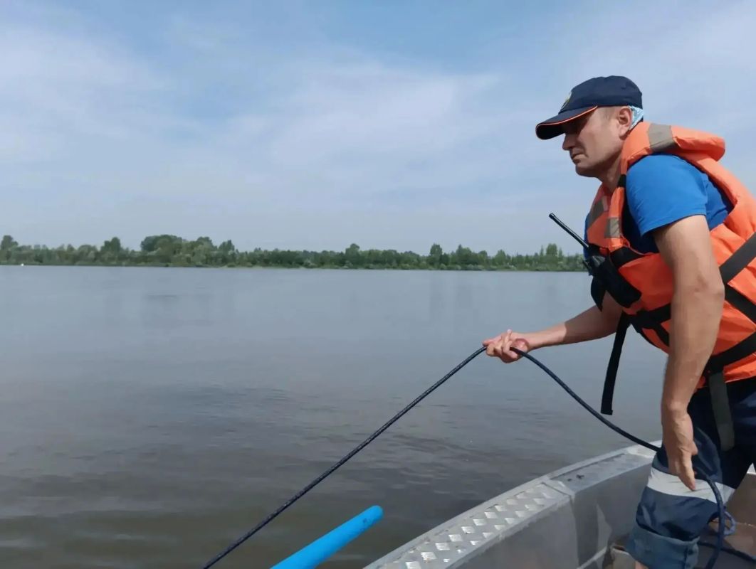 Выходные в самом разгаре, впереди воскресенье и, по прогнозам синоптиков, такая же жаркая погода Выходные в самом разгаре, впереди воскресенье и, по прогнозам синоптиков, такая же жаркая погода