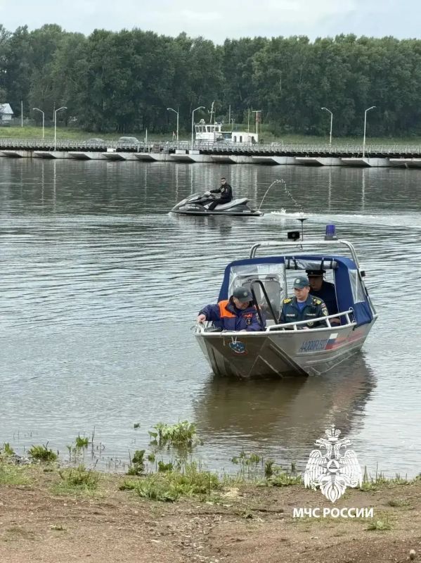 Продолжается работа по обеспечению безопасности на водоемах Продолжается работа по обеспечению безопасности на водоемах
