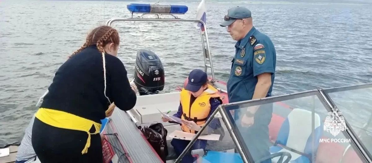 Продолжается работа по обеспечению безопасности на водоемах Продолжается работа по обеспечению безопасности на водоемах