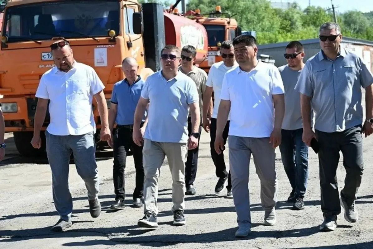Главы районов поздравили и.о. мэра Уфы с днём рождения