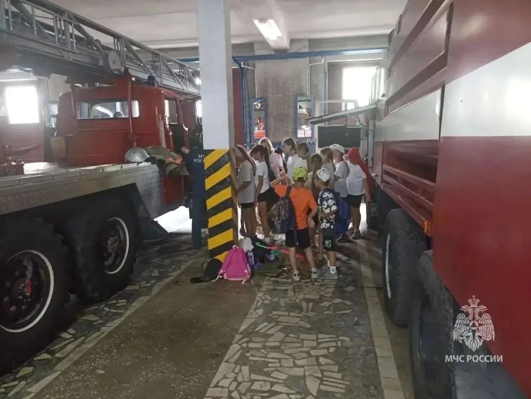 Ребята из детского лагеря побывали на экскурсии в пожарно-спасательной части №44 г.Белорецк Ребята из детского лагеря побывали на экскурсии в пожарно-спасательной части №44 г.Белорецк