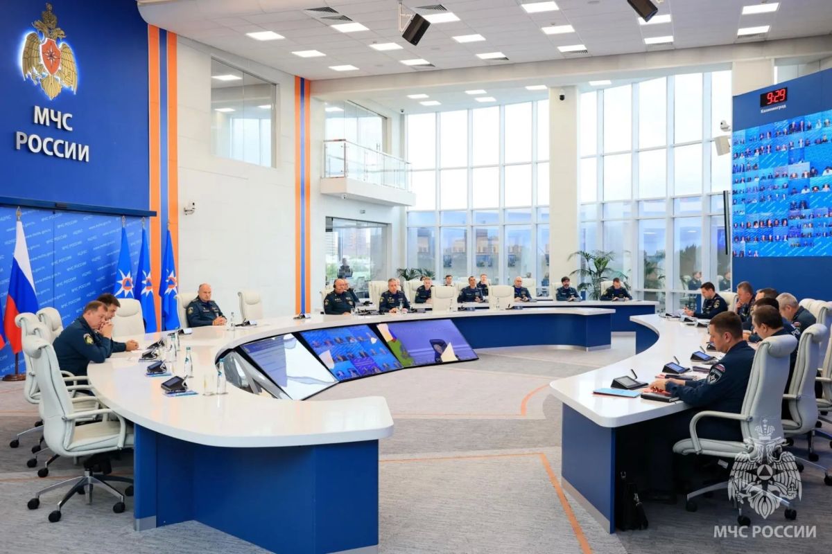 МЧС России держит на контроле подготовку образовательных учреждений к новому учебному году МЧС России держит на контроле подготовку образовательных учреждений к новому учебному году