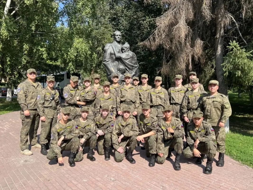 Наши гвардейцы продолжают борьбу за звание лучших! Наши гвардейцы продолжают борьбу за звание лучших!