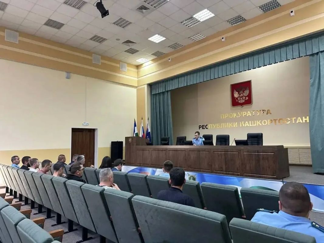 В Уфе прокуроры оценили темпы капитального ремонта образовательных организаций В Уфе прокуроры оценили темпы капитального ремонта образовательных организаций