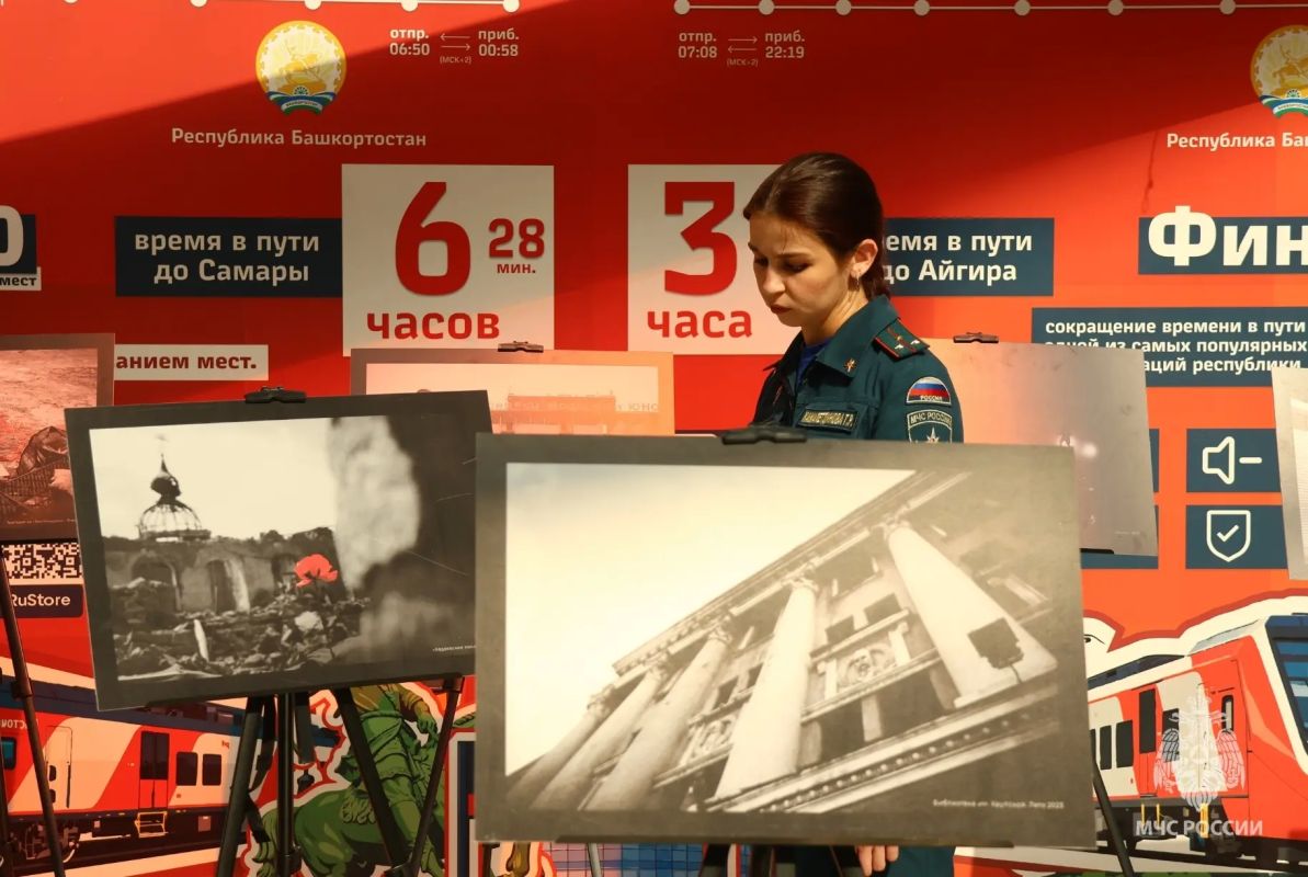 Сотрудники Главного управления возложили цветы в память о погибших волонтерах Сотрудники Главного управления возложили цветы в память о погибших волонтерах