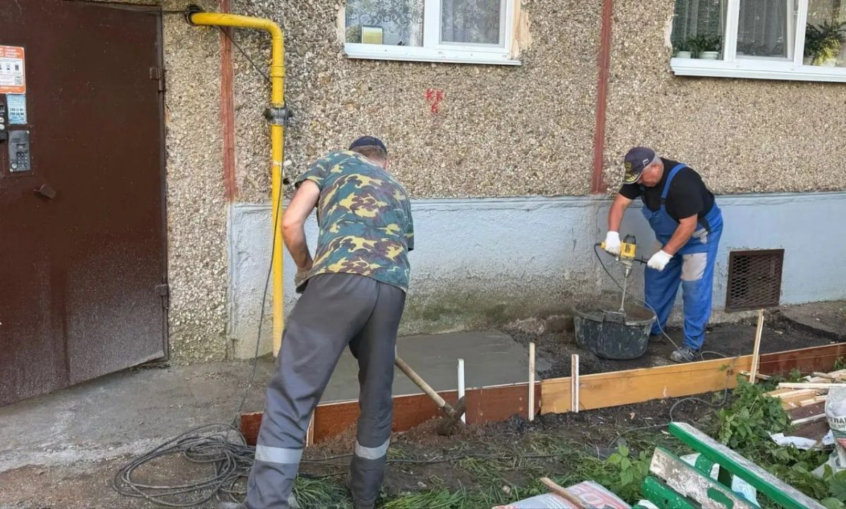 Уфа остаётся уютной и благоустроенной благодаря работе коммунальных служб города Уфа остаётся уютной и благоустроенной благодаря работе коммунальных служб города