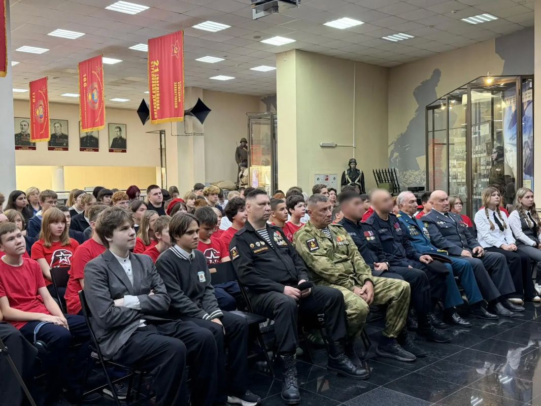 «Бессмертные журавлики»: в Уфе почтили память жертв терроризма и героев «Бессмертные журавлики»: в Уфе почтили память жертв терроризма и героев