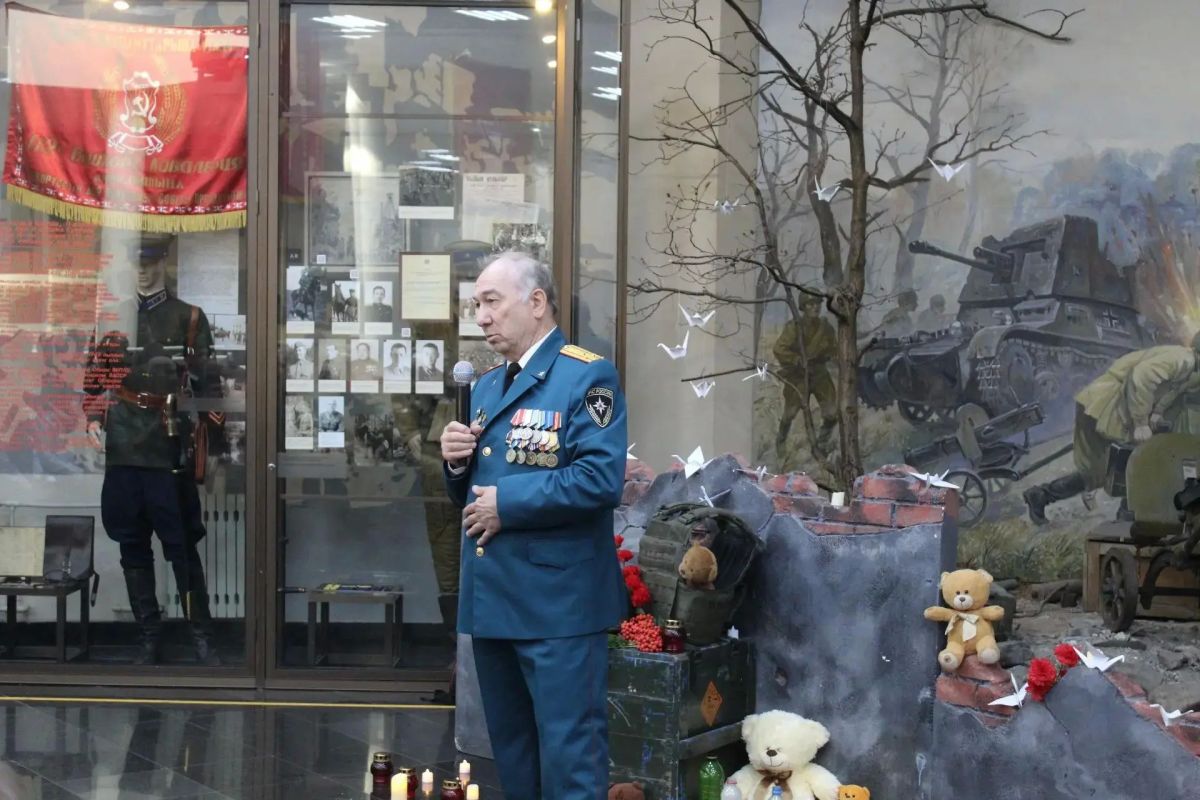 «Бессмертные журавлики»: в Уфе почтили память жертв терроризма и героев «Бессмертные журавлики»: в Уфе почтили память жертв терроризма и героев