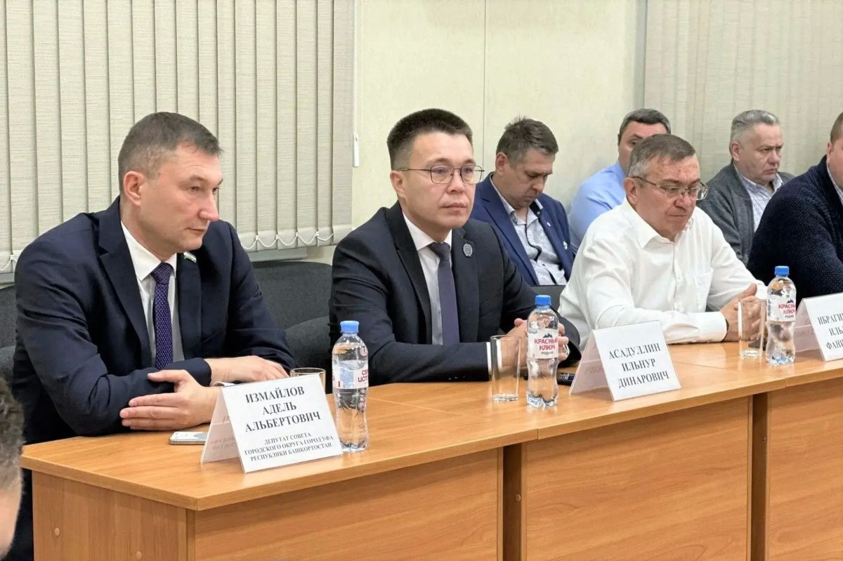 В Дёме обсудили развитие железнодорожной отрасли В Дёме обсудили развитие железнодорожной отрасли