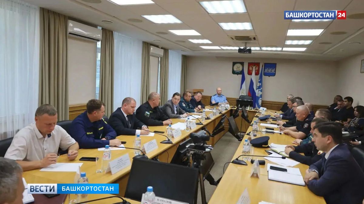 Состоялось заседание Комиссии по чрезвычайным ситуациям после пожара в ТСК «Солнечный» в Стерлитамаке